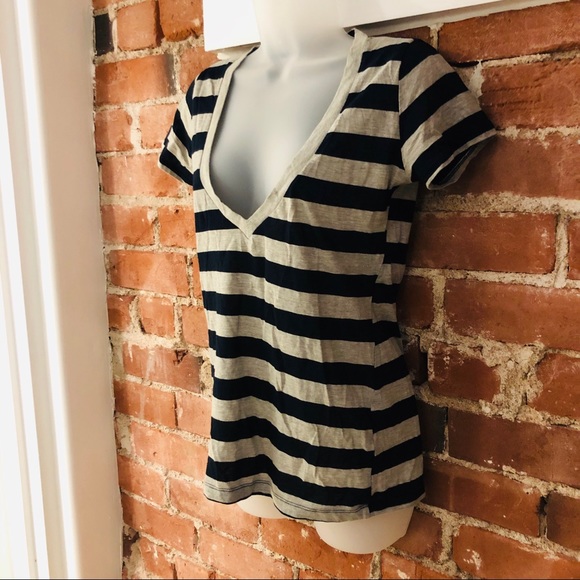 Deep V-Neck Striped Tee - Picture 3 of 5